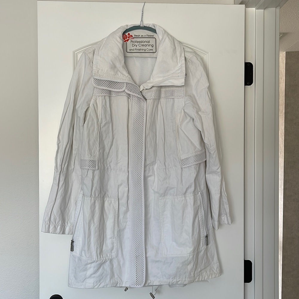 Eli Tahari rain coat